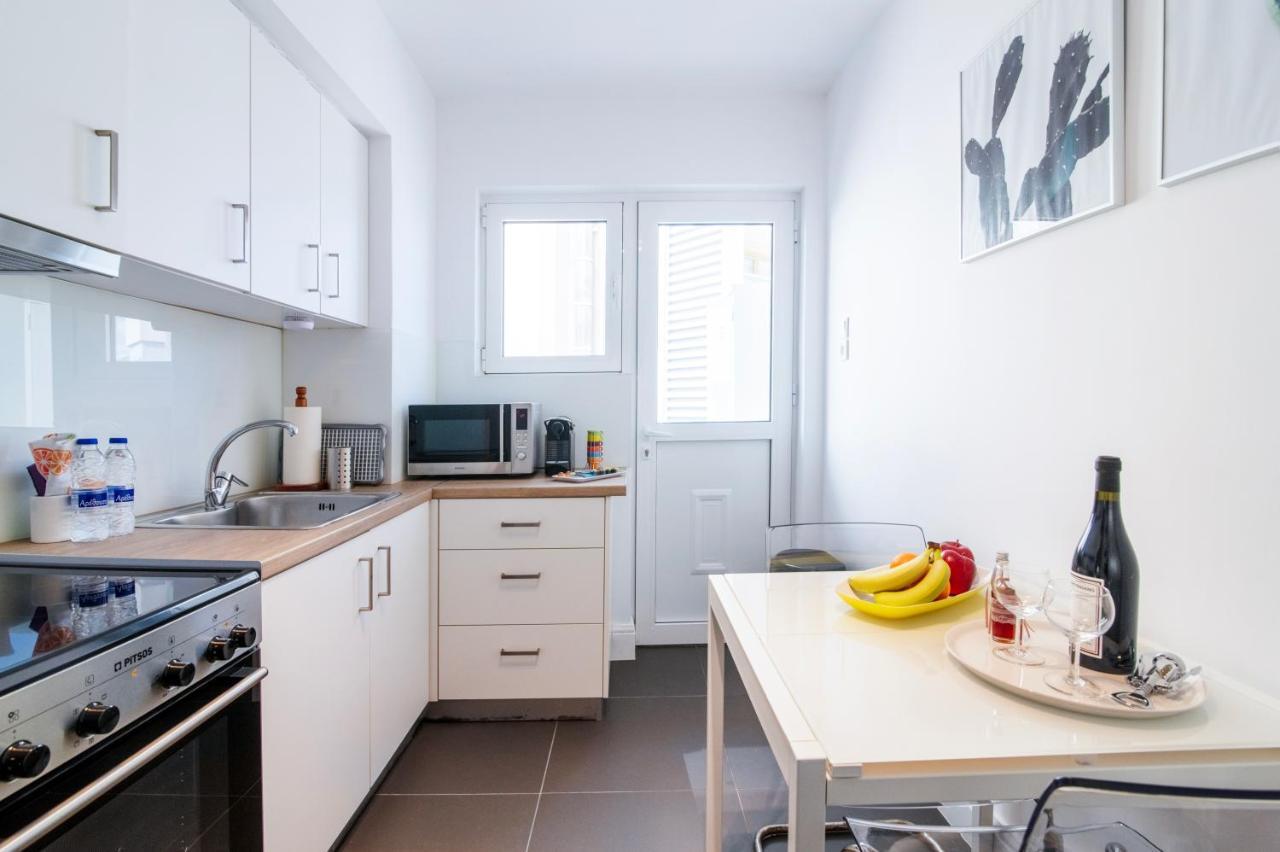 Sun & Sea Suite, Kavouri Athènes Extérieur photo