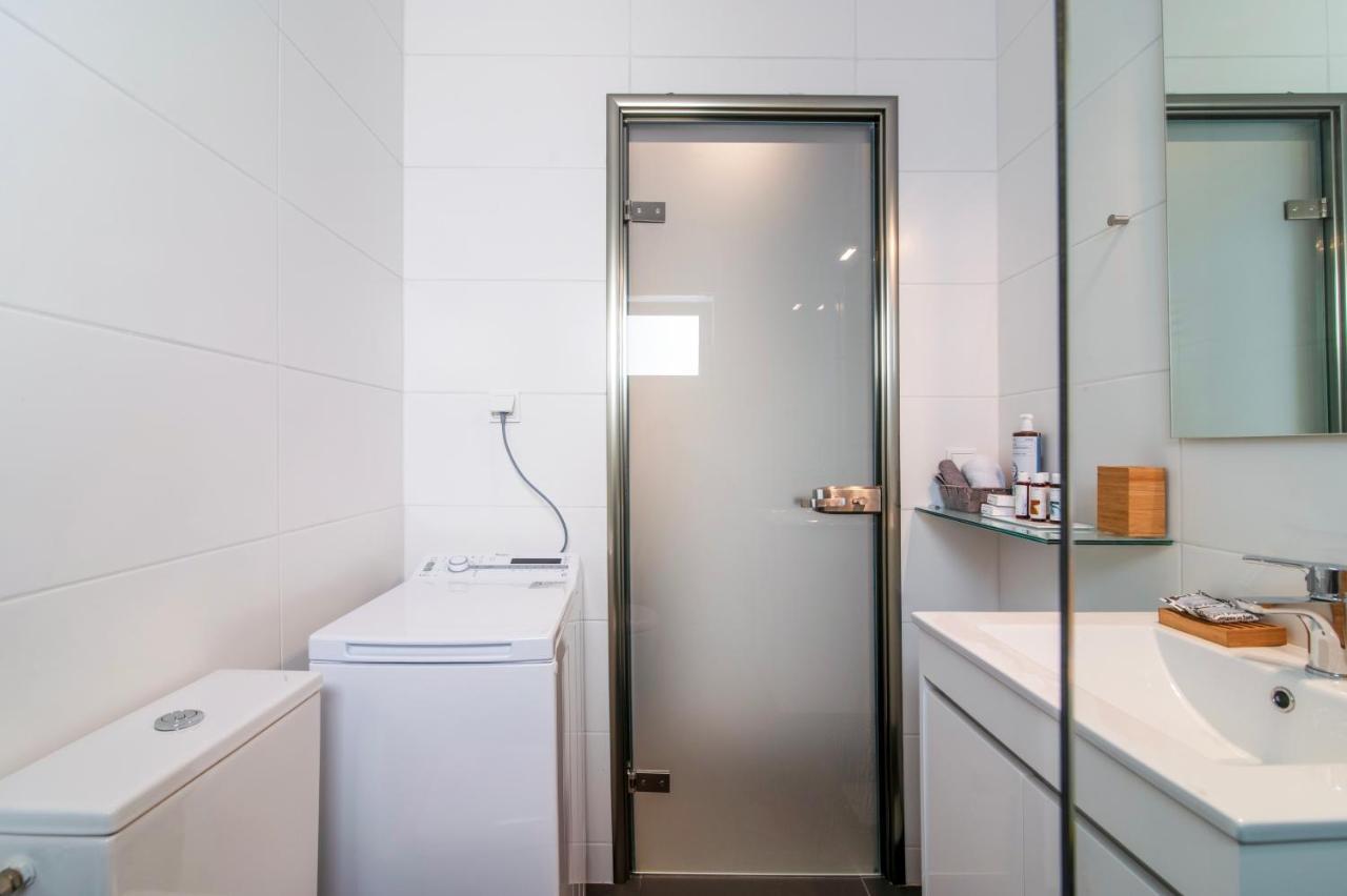 Sun & Sea Suite, Kavouri Athènes Extérieur photo